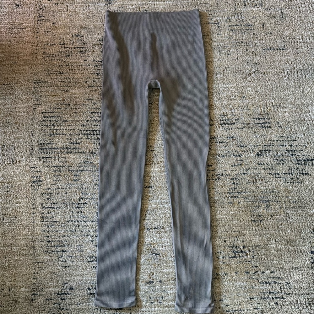 Zara Grey Limitless Contour Ribbed Leggings size M-L